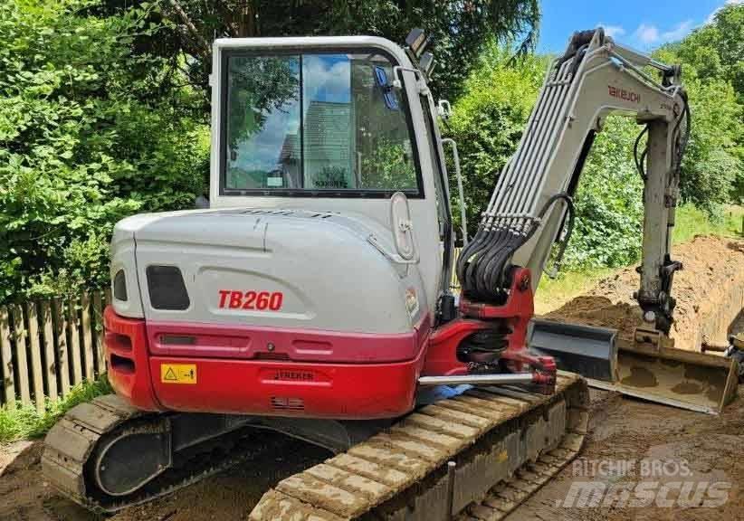 Takeuchi TB 260 소형 굴삭기 7톤 미만