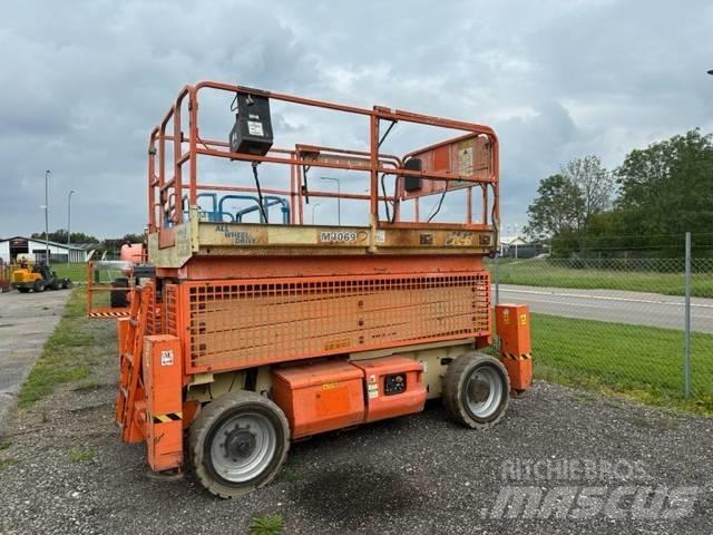 JLG M4069 가위형 리프트