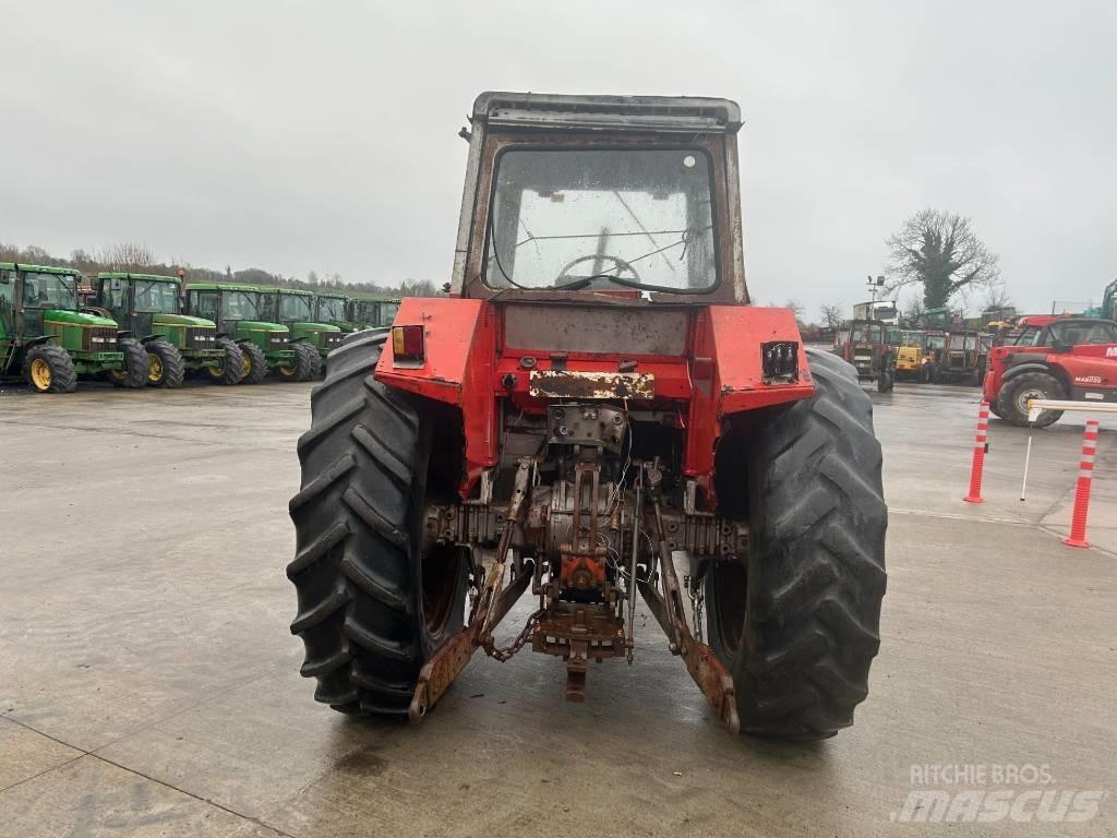 Massey Ferguson 595 트랙터