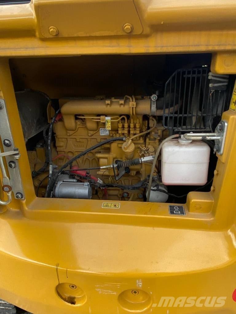 CAT 306 대형 굴삭기 29톤 이상