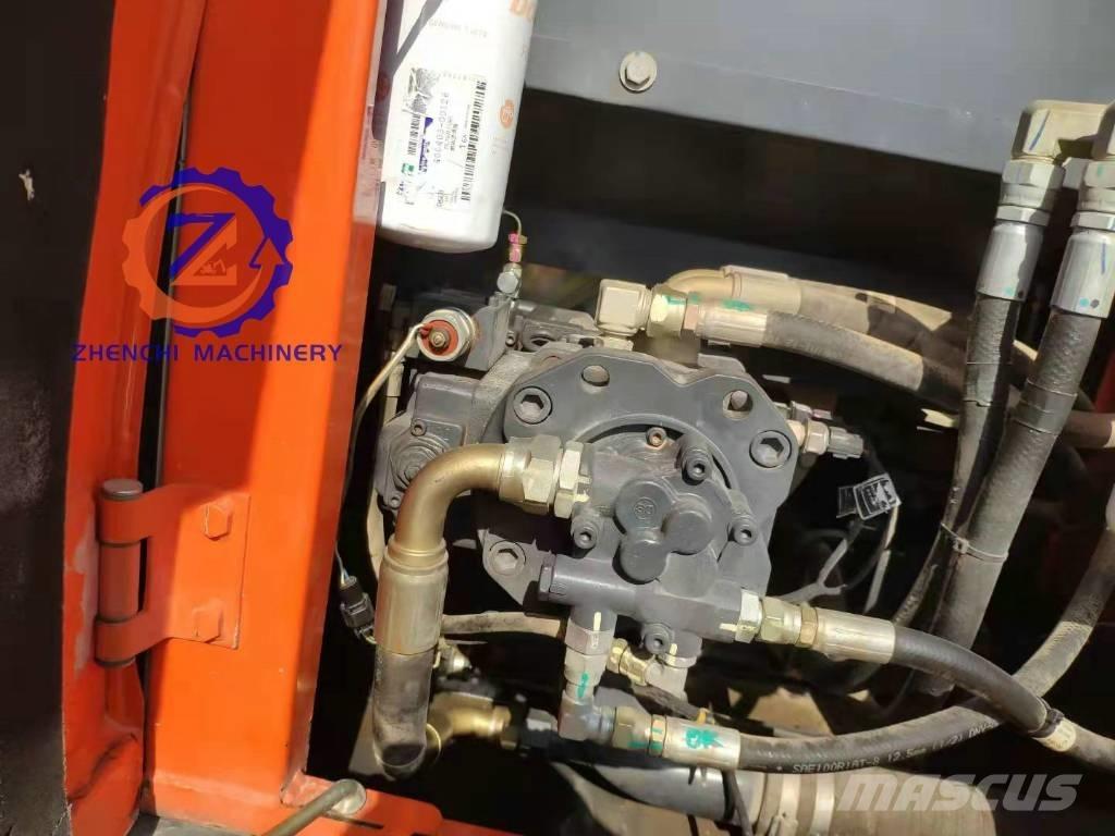 Doosan DX 150LC 중형굴삭기 7톤-28톤