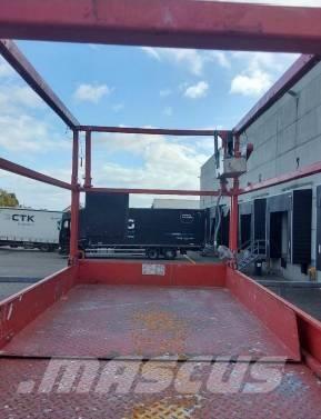 SkyJack SJ III 4626 가위형 리프트