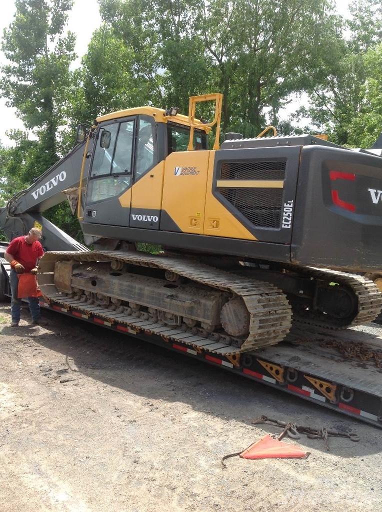 Volvo EC 250EL 대형 굴삭기 29톤 이상