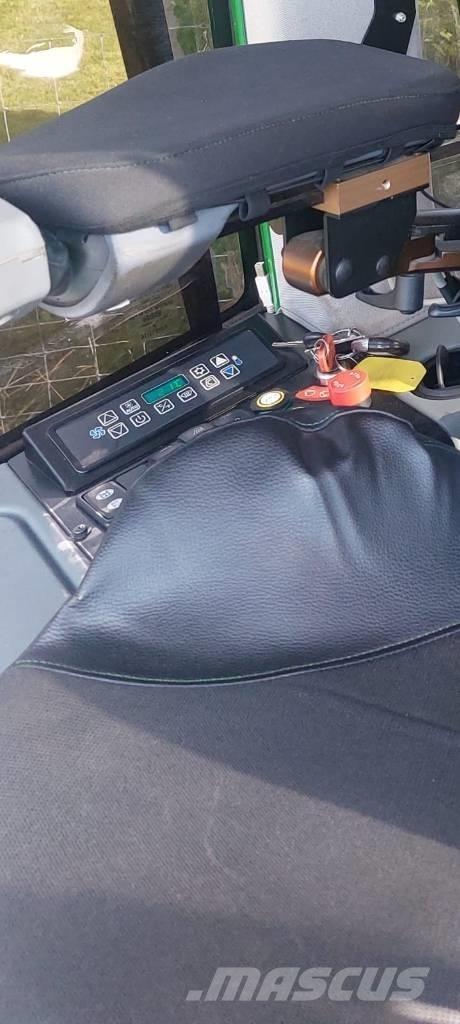 John Deere 1070 E 원목 하베스터
