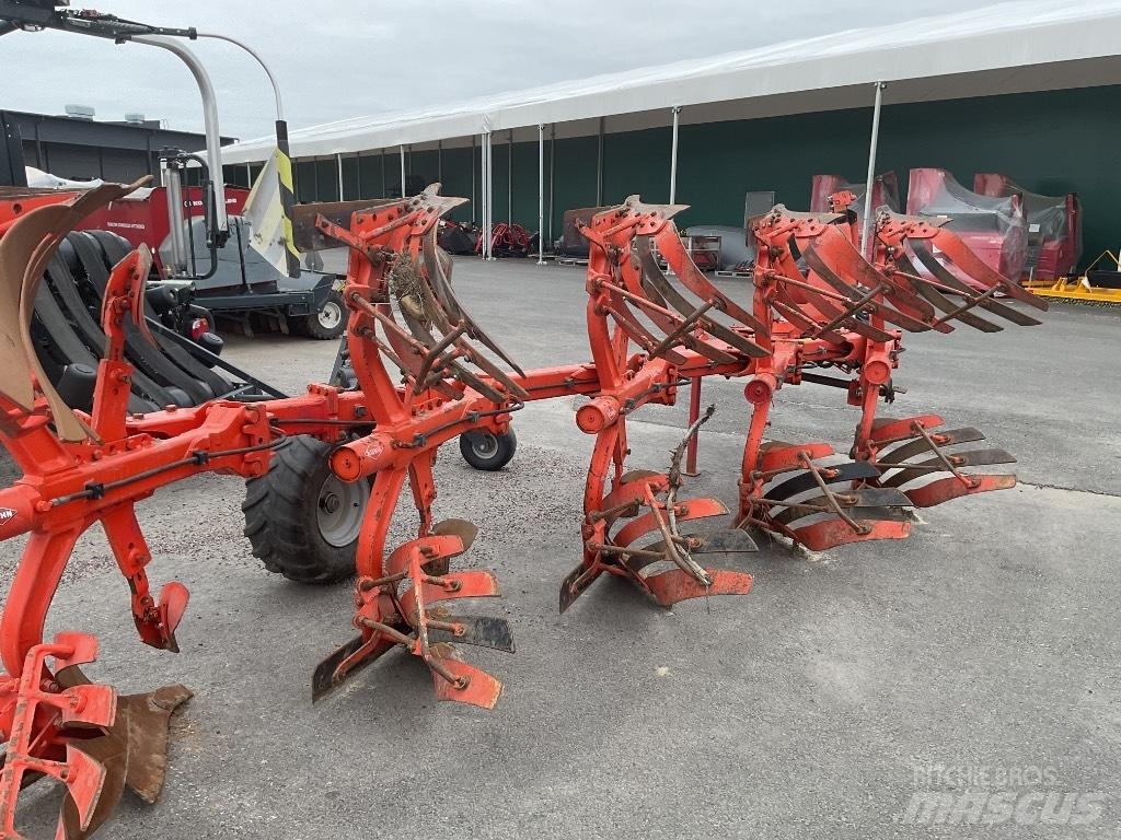 Kuhn Varimaster 122 가역 플로우(쟁기)