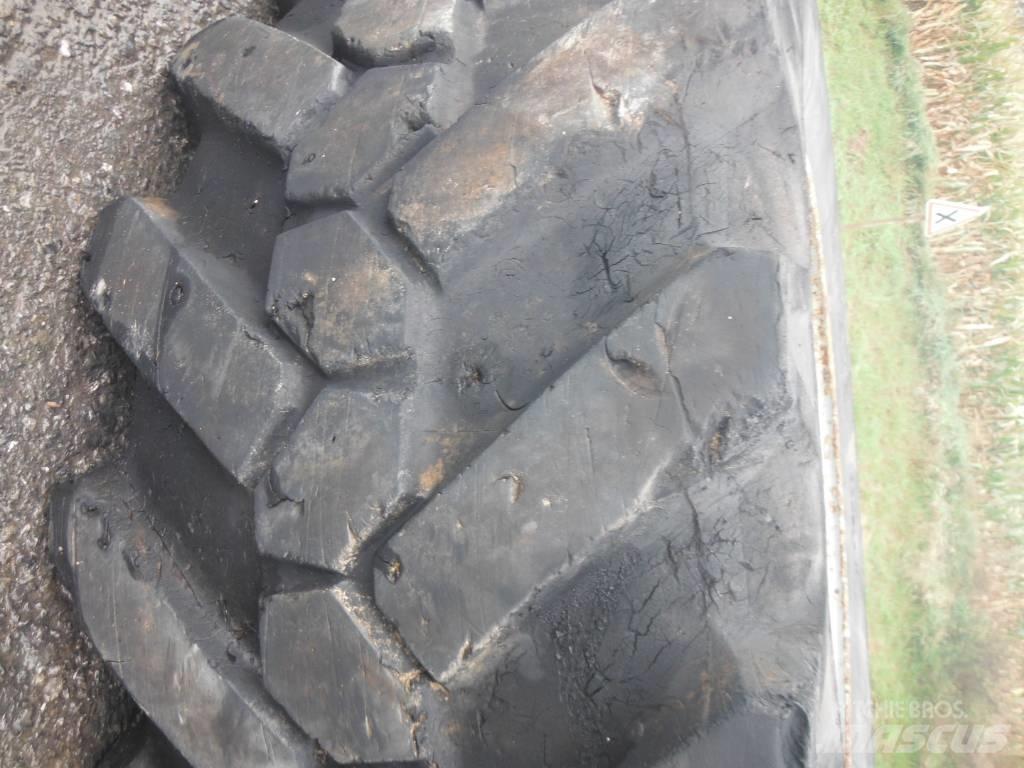 Michelin 15R22.5 타이어, 휠 및 림