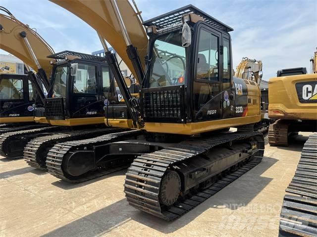 CAT 323 D L 대형 굴삭기 29톤 이상