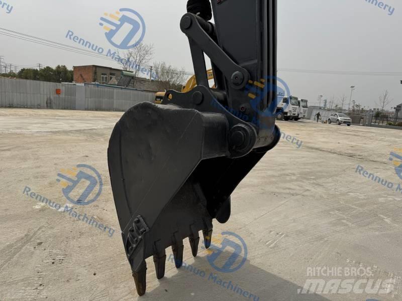 Hyundai R220LC-9S 대형 굴삭기 29톤 이상