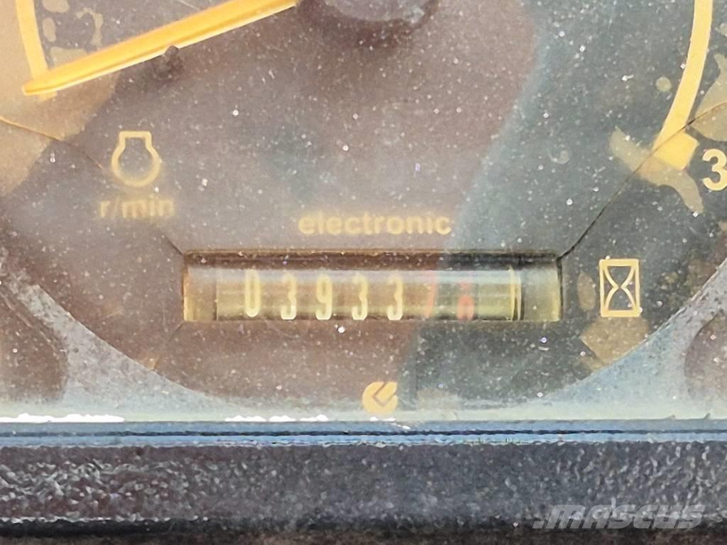 Lull 944E-42 텔러 핸들러