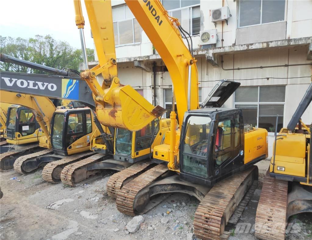 Hyundai R225LC-7 대형 굴삭기 29톤 이상
