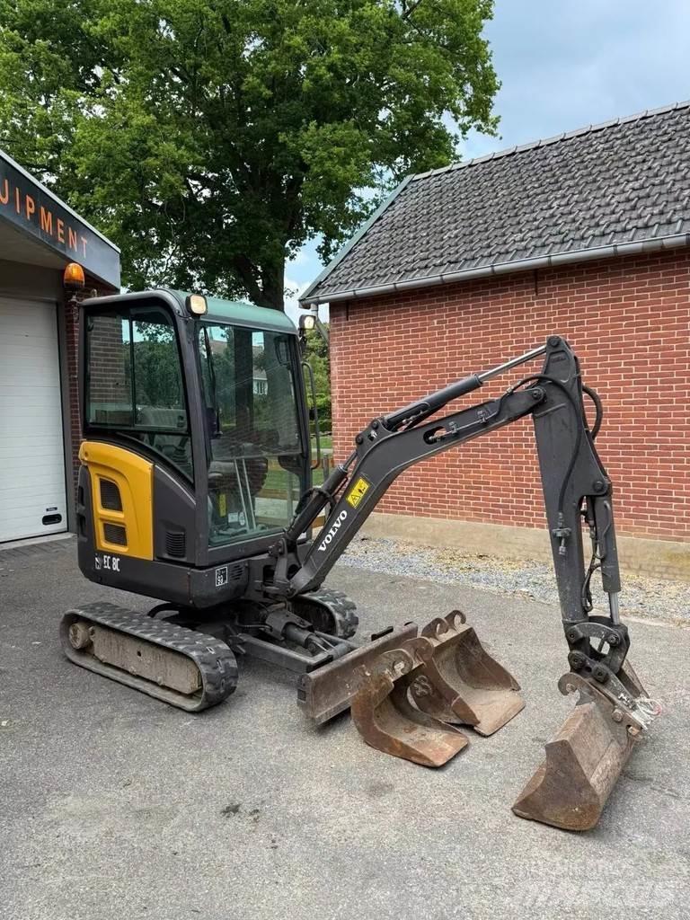 Volvo EC 18 C 소형 굴삭기 7톤 미만