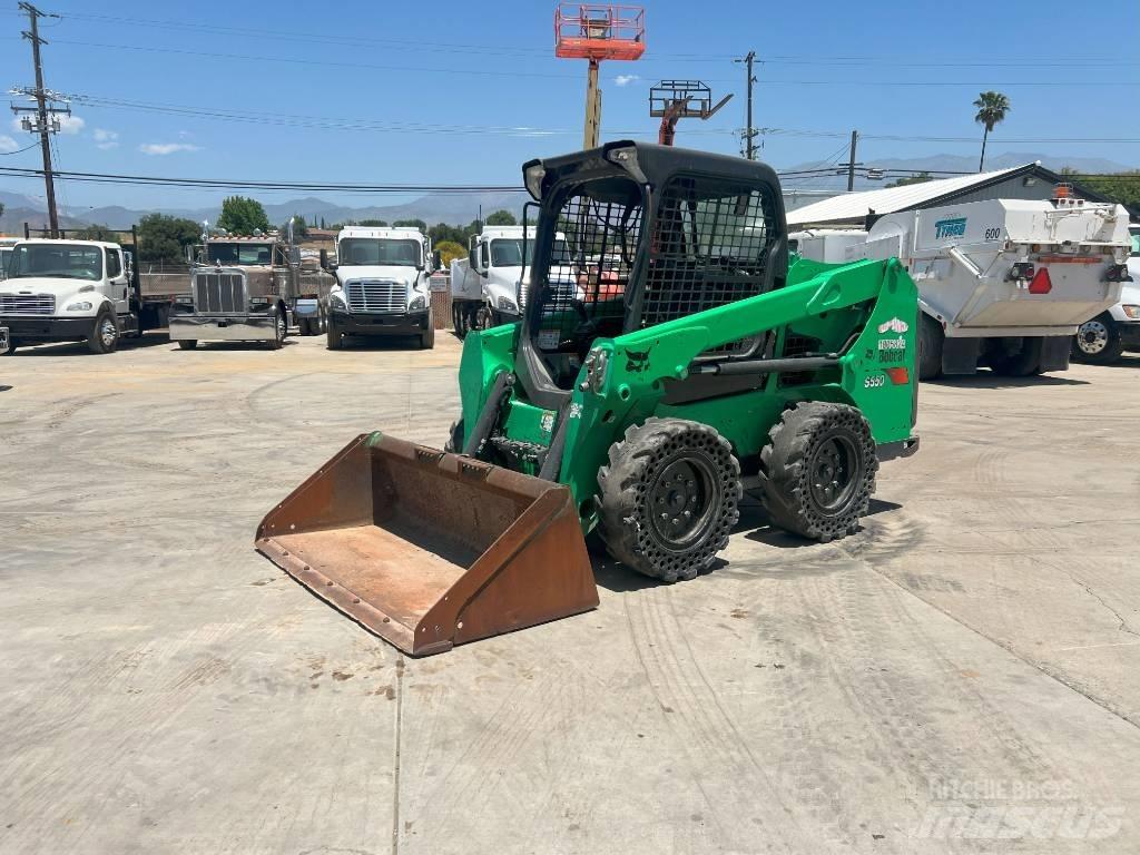Bobcat S 550  스키드로더