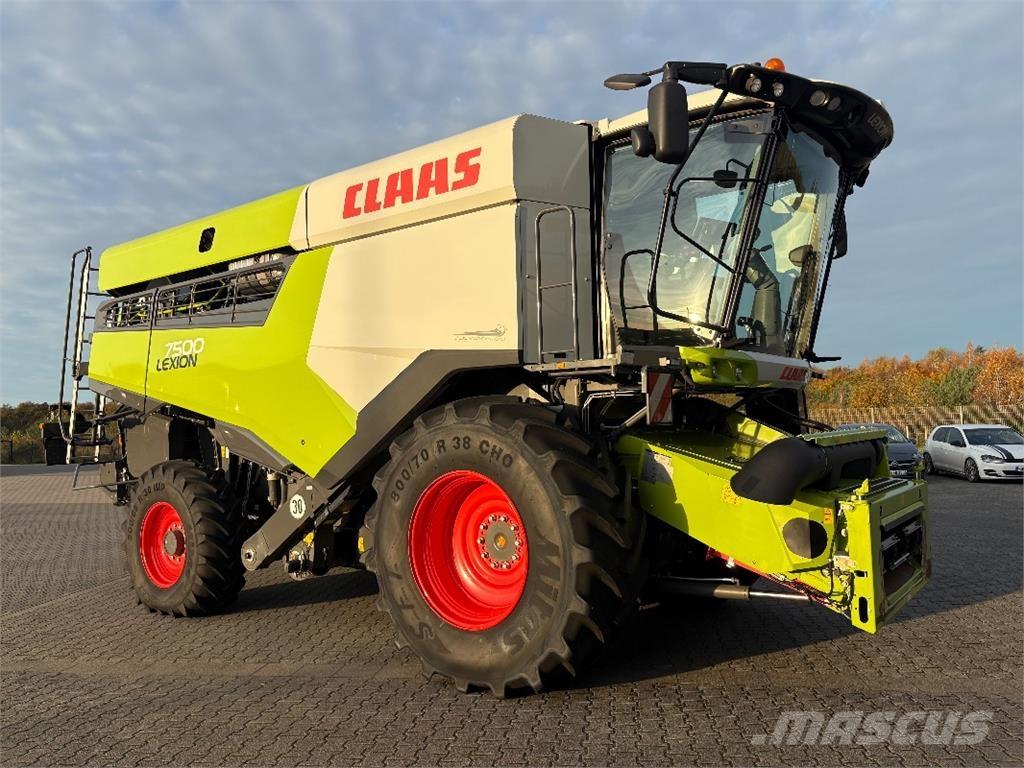 CLAAS LEXION 7500 콤바인 수확기