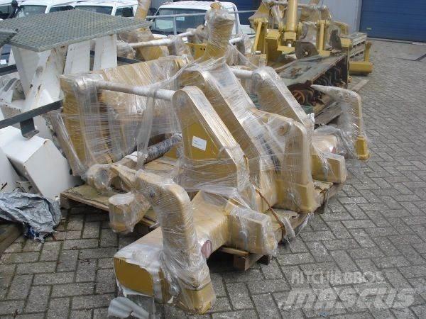 CAT 140M/160M Ripper 건설 장비 - 기타