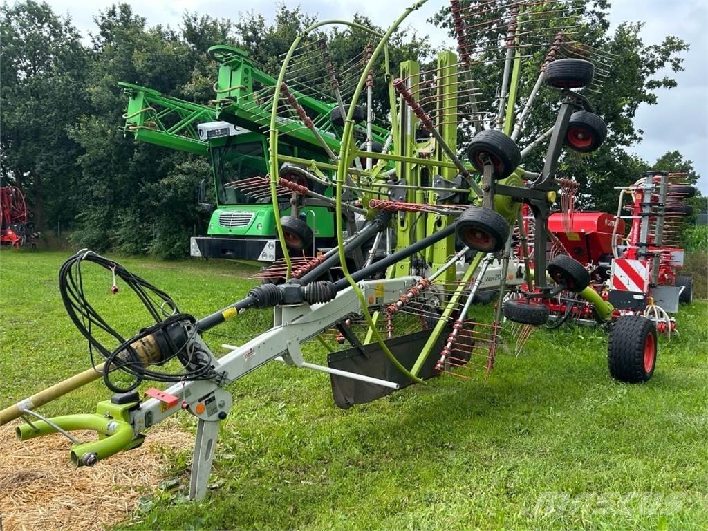 CLAAS Liner 2800 수확기