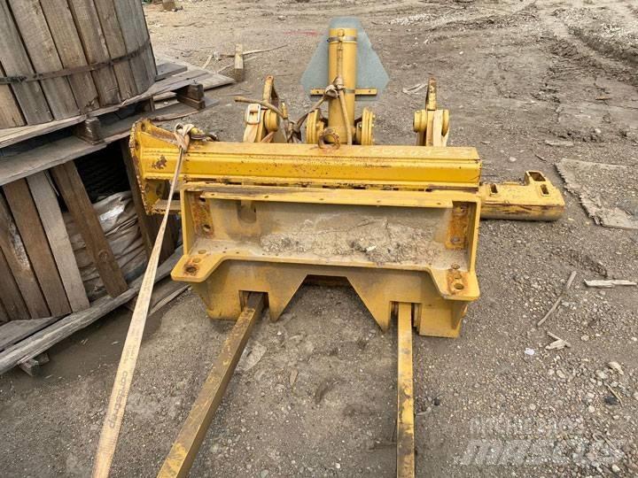 CAT 140 H Ripper 기타 부품  
