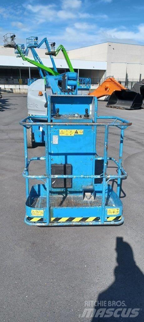GENIE Z-40/23N RJ 관절형 전동이동 리프트