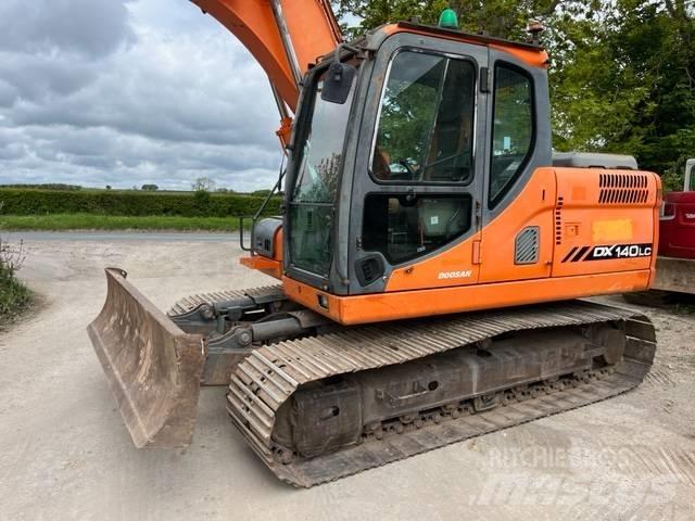 Doosan DX 140 LC 대형 굴삭기 29톤 이상