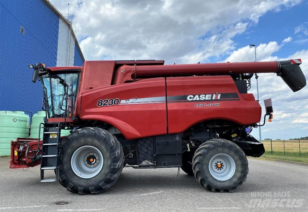 Case IH 8230 콤바인 수확기