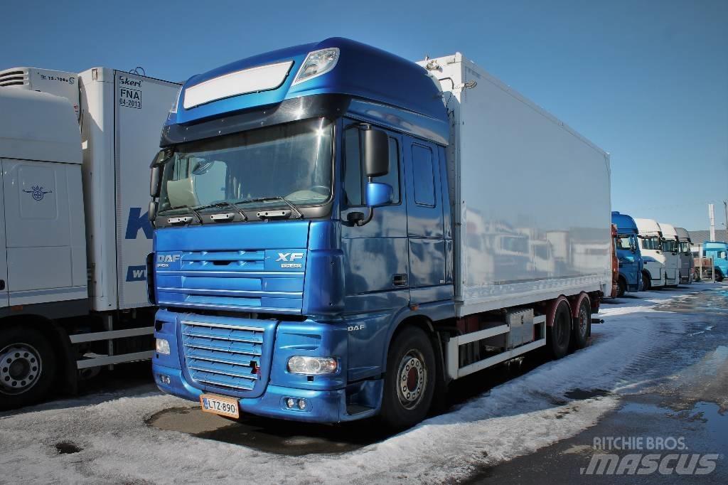 DAF XF105.460 우드칩 트럭