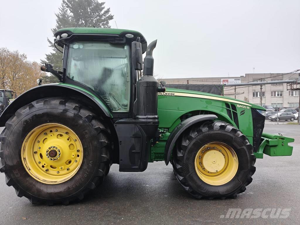 John Deere 8400R 트랙터