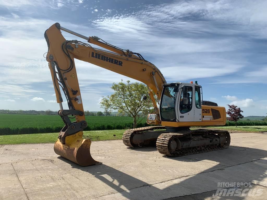 Liebherr 926 대형 굴삭기 29톤 이상
