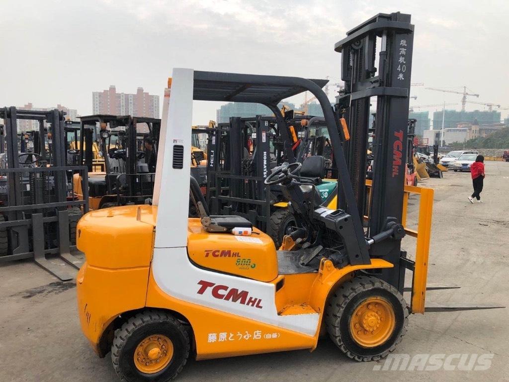 TCM FD 30 디젤 지게차