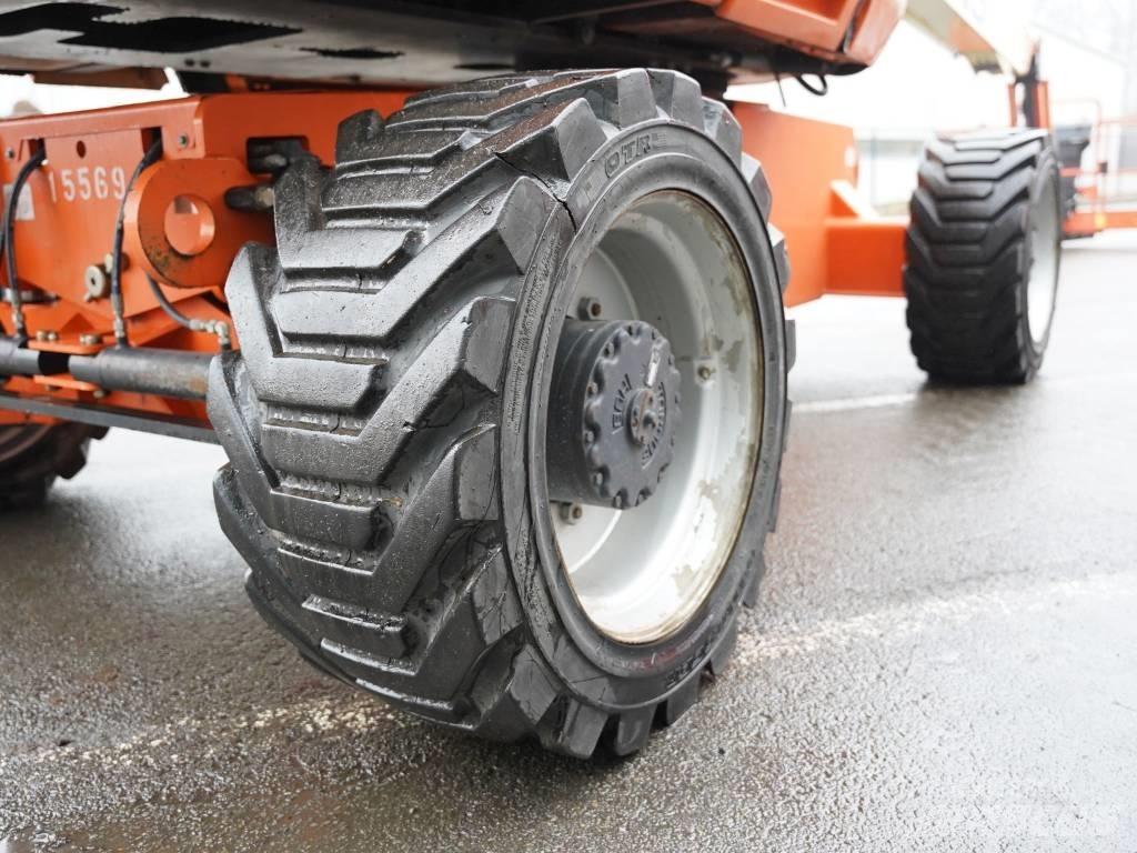 JLG 860 SJ 견인식 전동이동 리프트