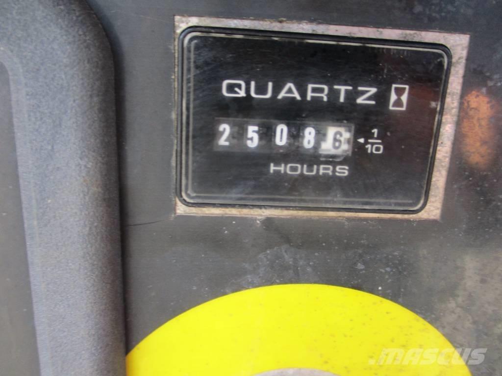 JLG 340 AJ (511) 자주식 고소작업대