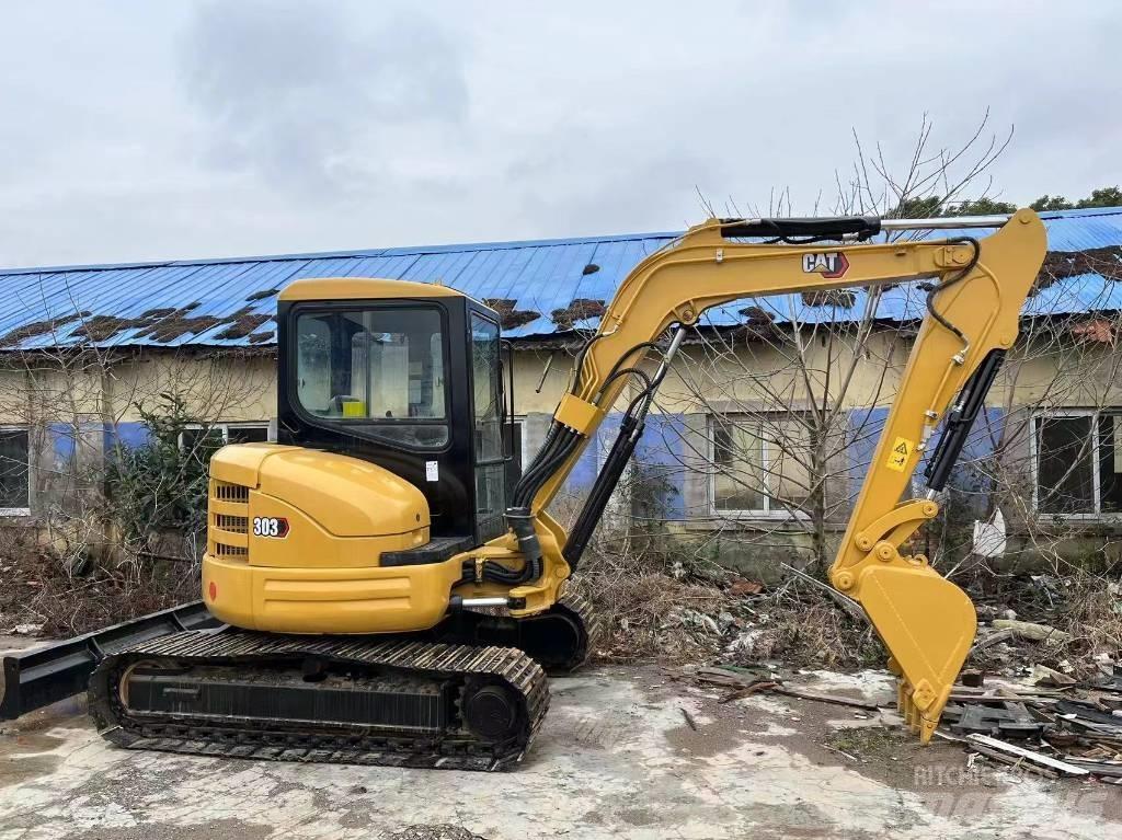 CAT 303 CR 소형 굴삭기 7톤 미만