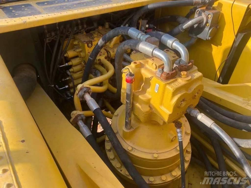 Komatsu PC 400 대형 굴삭기 29톤 이상