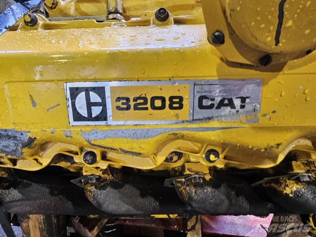 CAT 3208 엔진