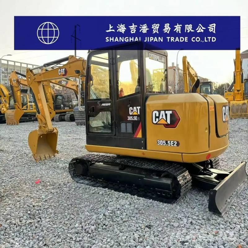 CAT 305.5 E 소형 굴삭기 7톤 미만