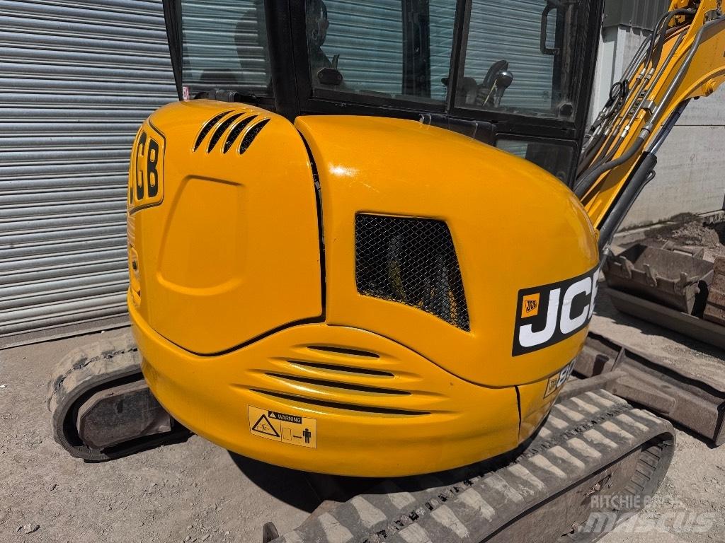 JCB 8030 ZTS 소형 굴삭기 7톤 미만
