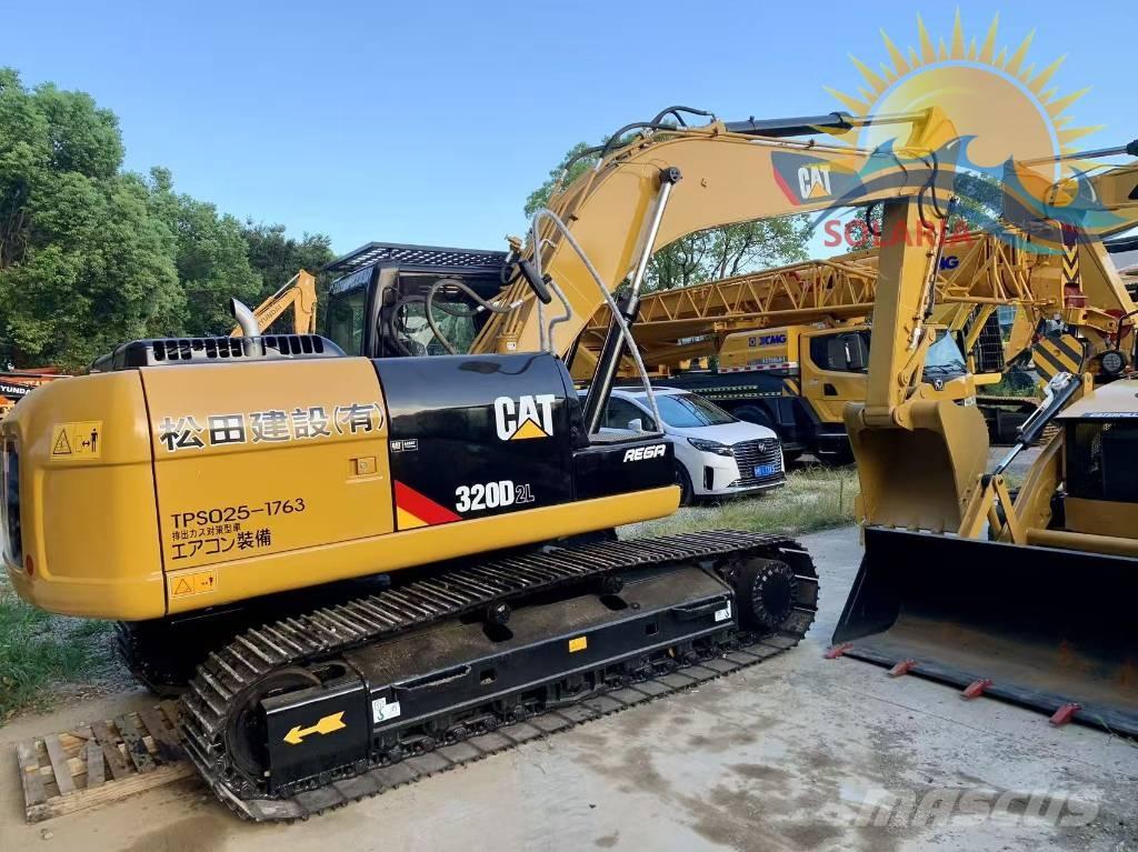 CAT 320 D 대형 굴삭기 29톤 이상