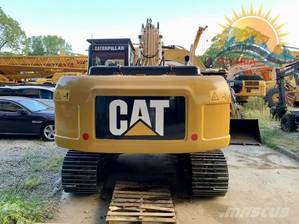 CAT 320 D 대형 굴삭기 29톤 이상