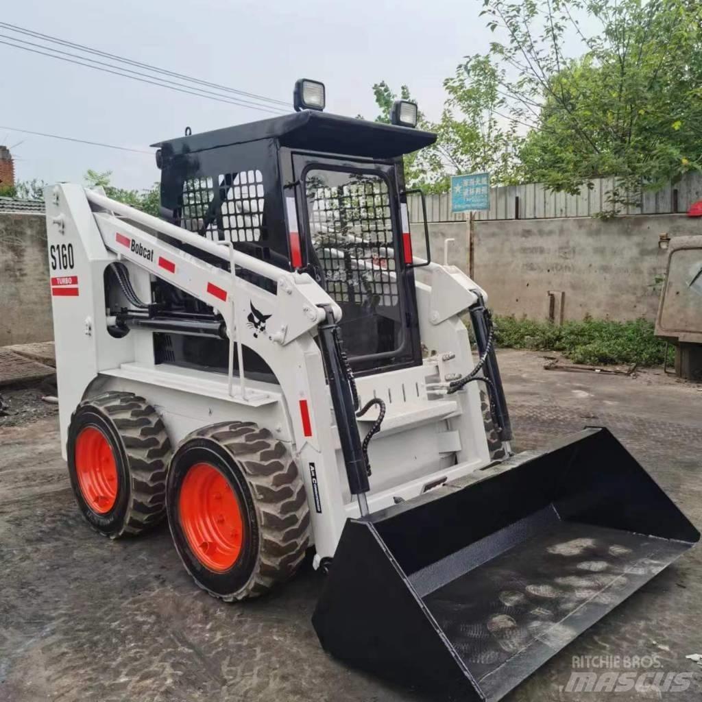 Bobcat S 160  스키드로더