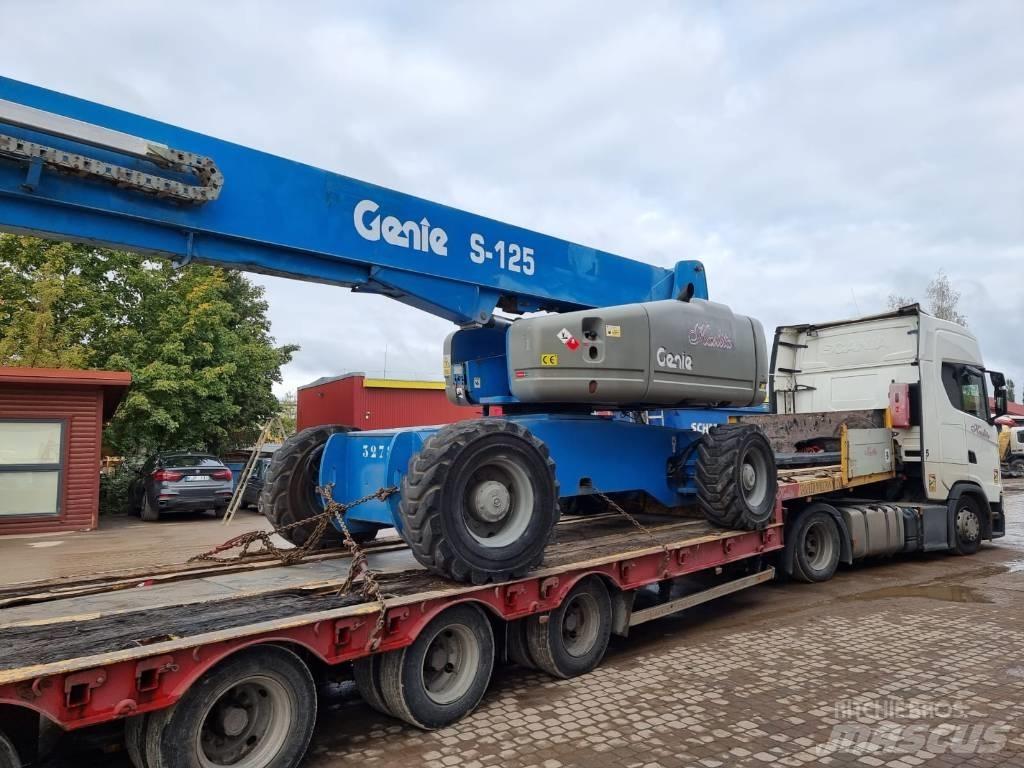 Genie S 125 관절형 전동이동 리프트
