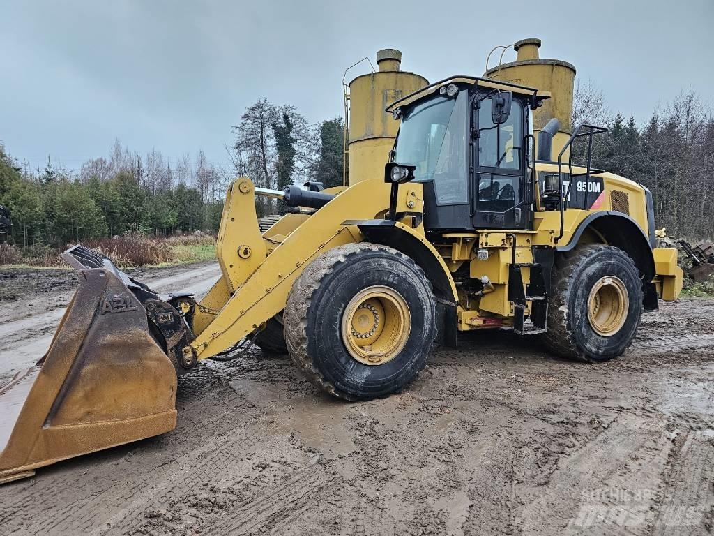 CAT 950M  휠로우더