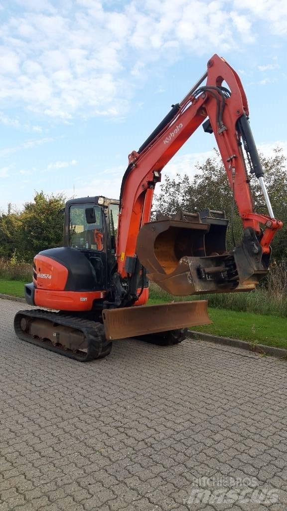 Kubota KX057-4 소형 굴삭기 7톤 미만