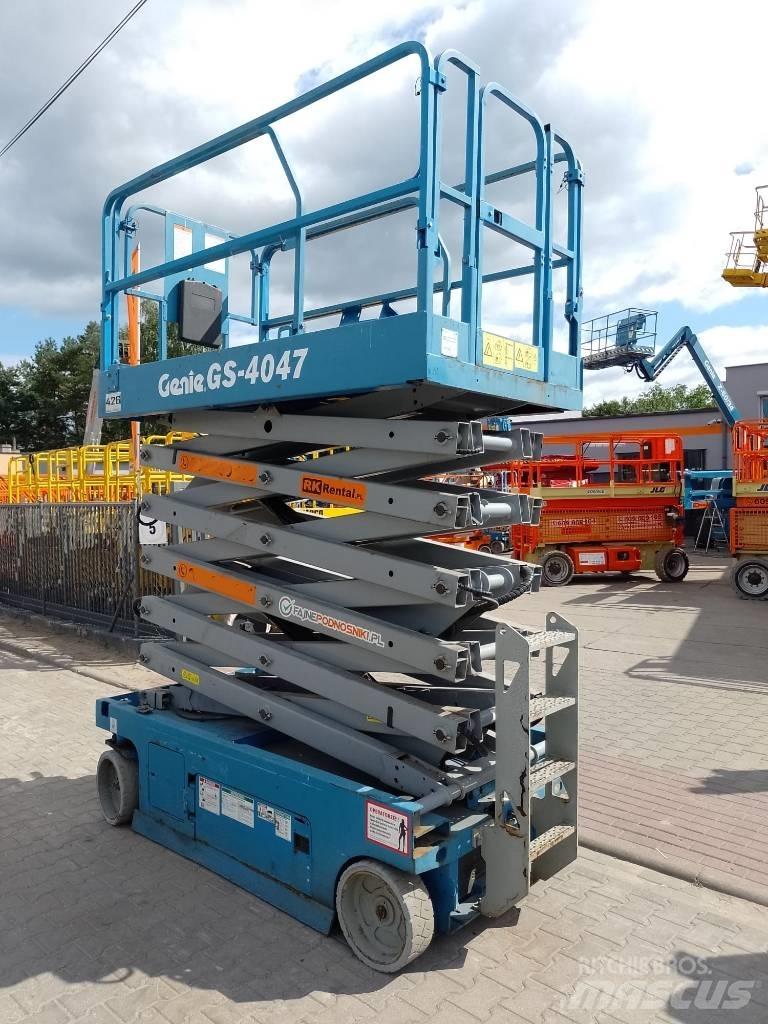 Genie GS 4047 가위형 리프트