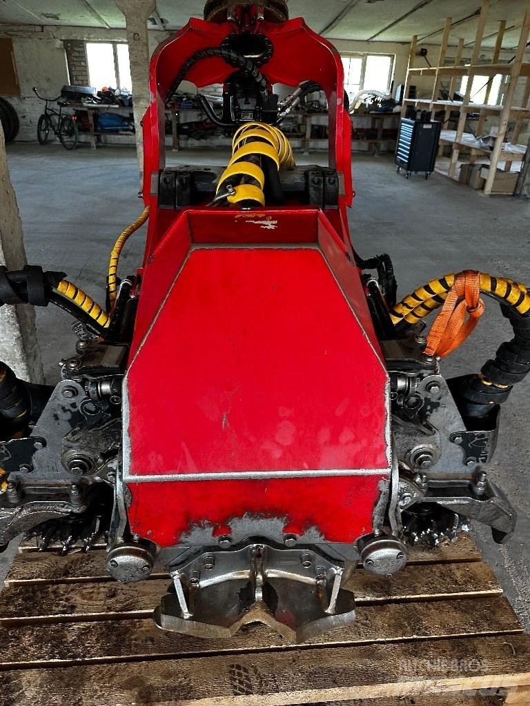 Komatsu C144 하비스터 헤드