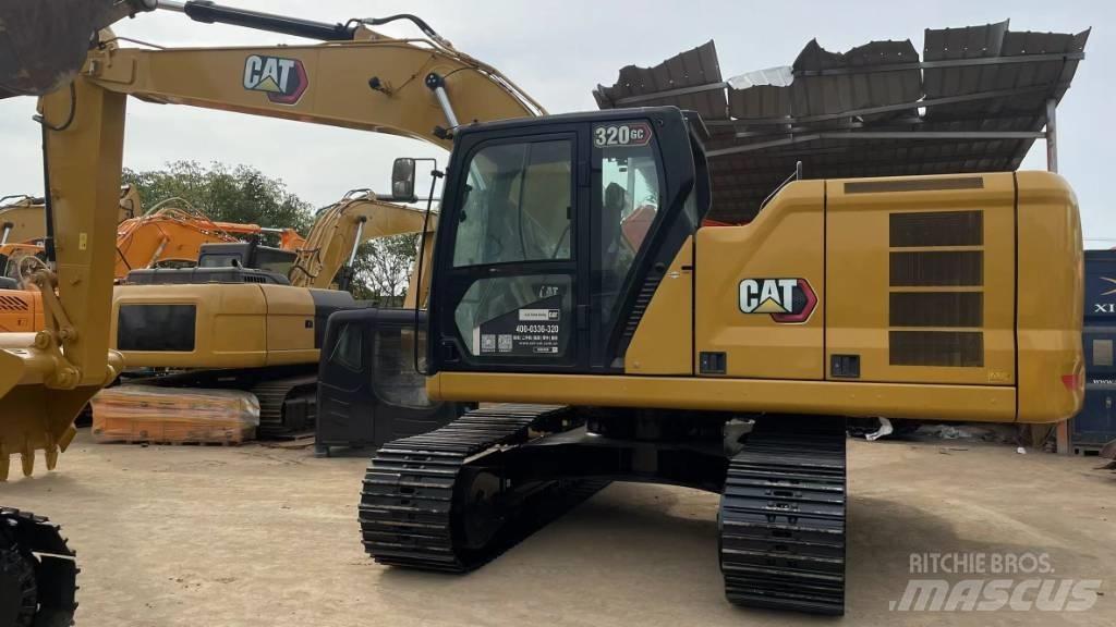 CAT 320GC 대형 굴삭기 29톤 이상