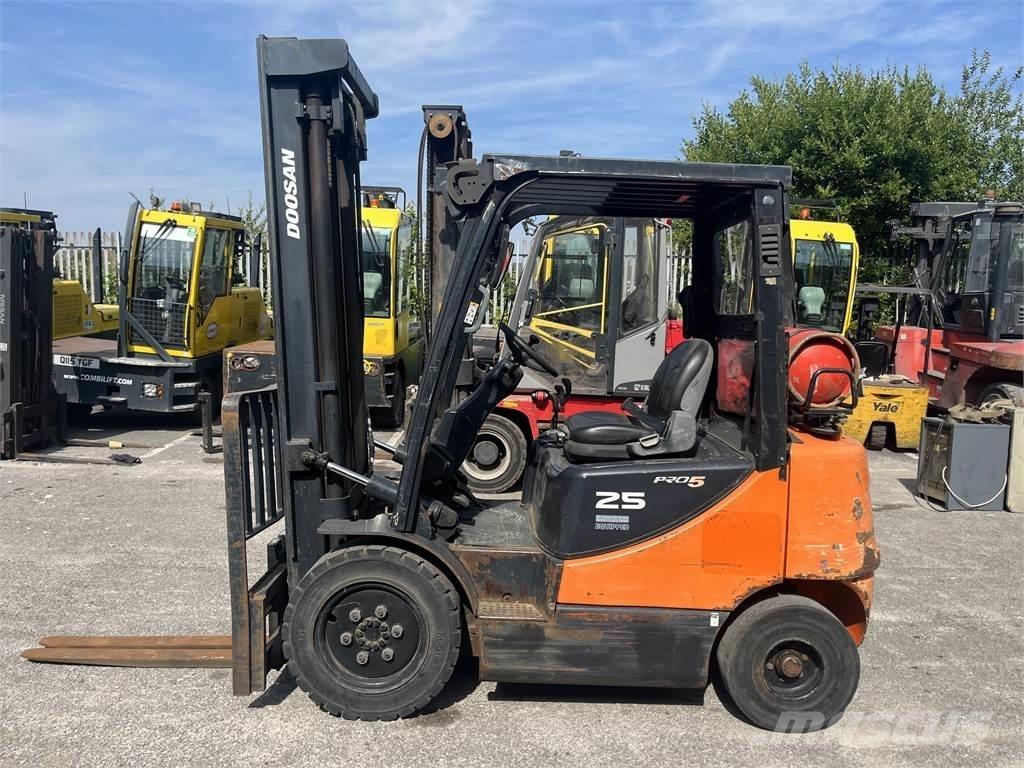 Doosan G25E-5 LPG 지게차