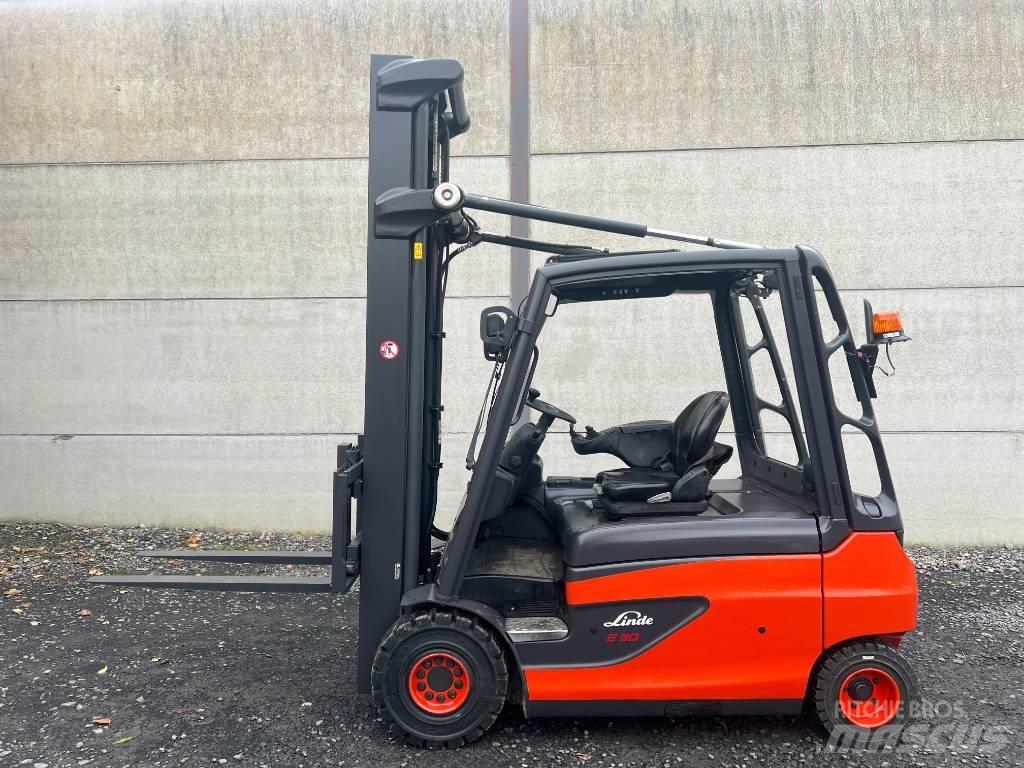 Linde E30L-01 전동 지게차