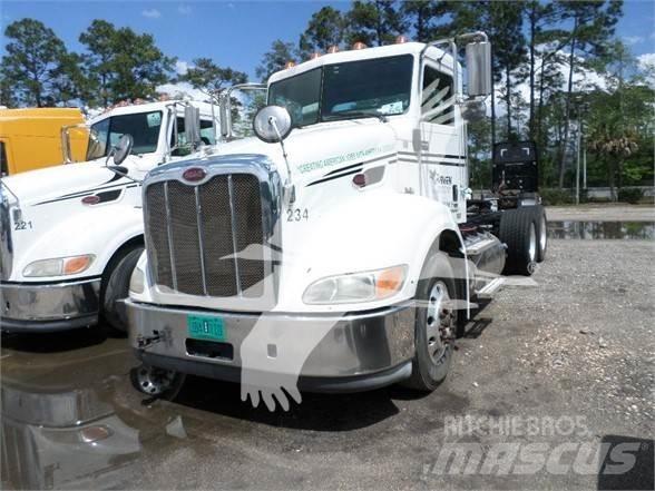 Peterbilt 384 건설 장비 - 기타
