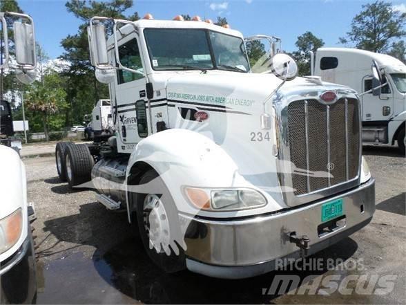 Peterbilt 384 건설 장비 - 기타