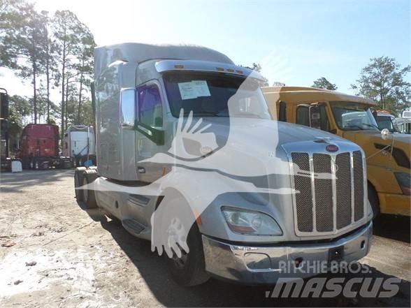 Peterbilt 579 건설 장비 - 기타