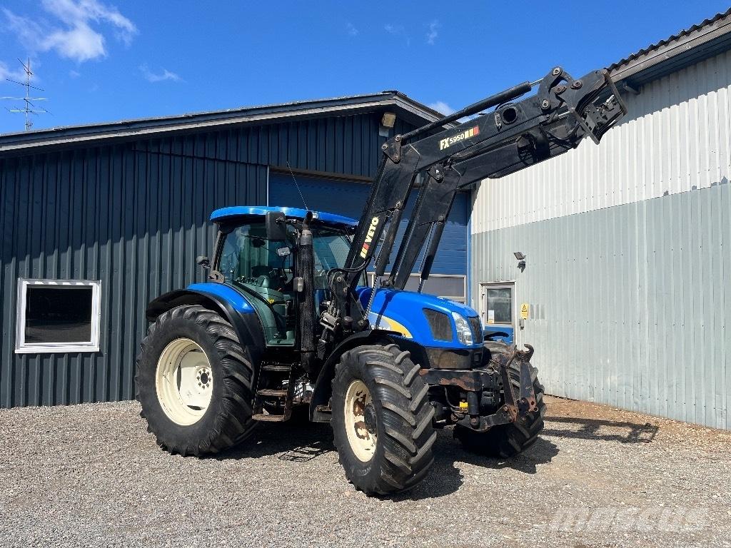 New Holland TS 135 A 트랙터