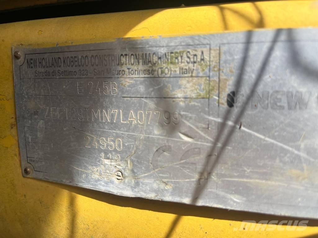 New Holland E 245 B 대형 굴삭기 29톤 이상